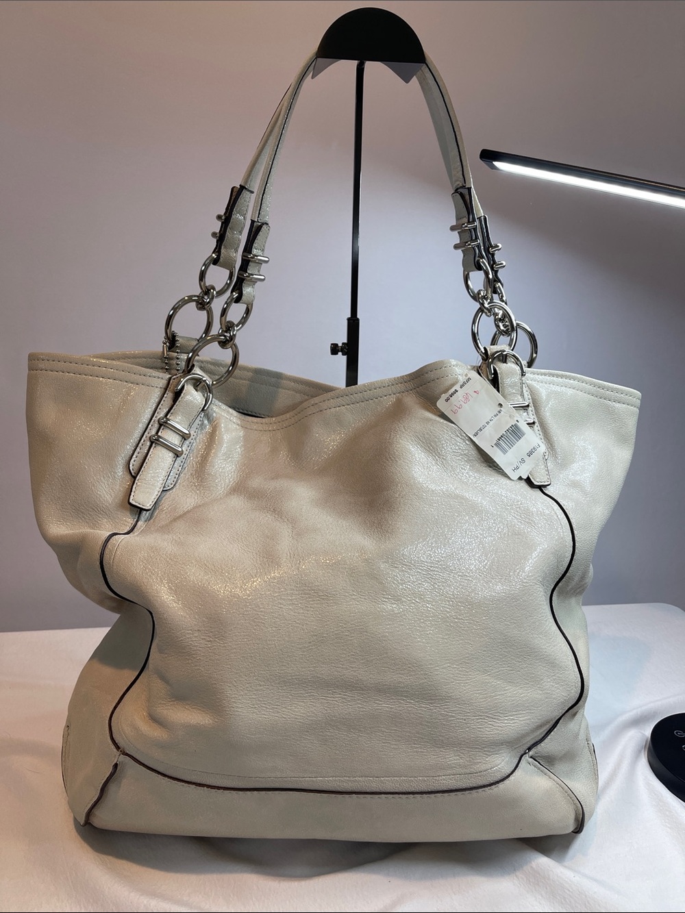 COACH M124-F19385 RARE Kristin Pinnacle Leather Tote IVORY NWT - Picture 4 of 14